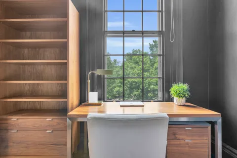 $2,680,000 | 60 Commonwealth Avenue, Unit 7, Boston, MA 02116