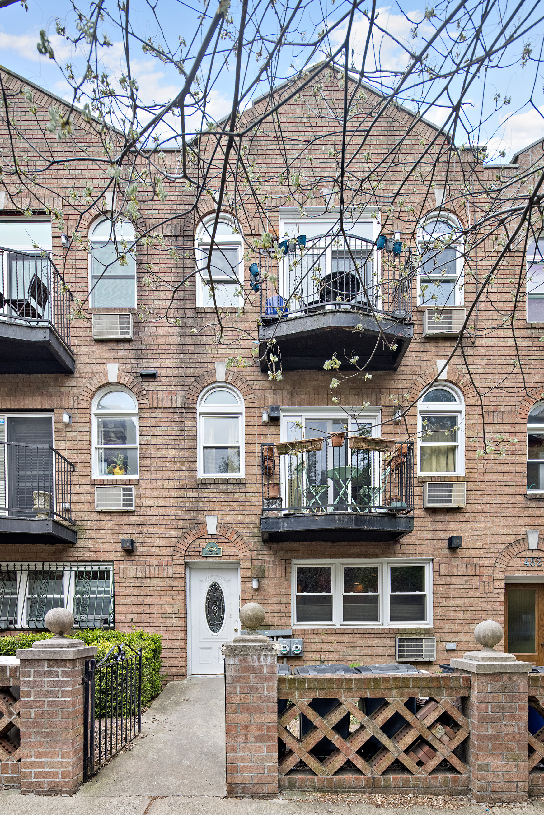 454 12th Street, Unit 3 Brooklyn, NY 11215 - Photo 14 of 18 a view of a large building with a large tree