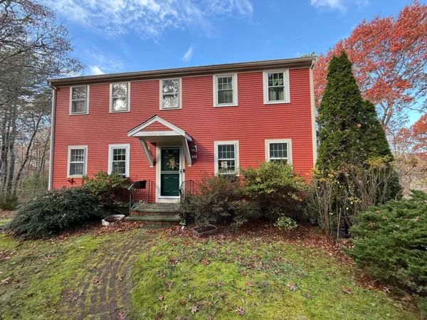 $699,900 | 32 Admiral Halsey Road, Plymouth, MA 02360