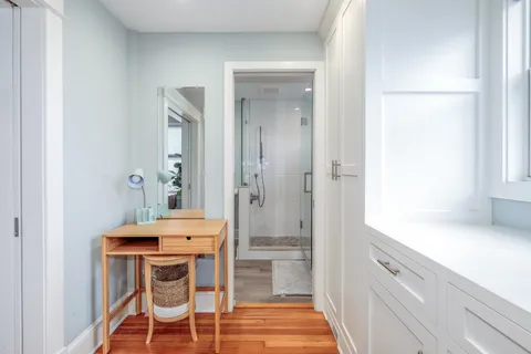 $1,300,000 | 935 15th Street Southeast, Washington, DC 20003