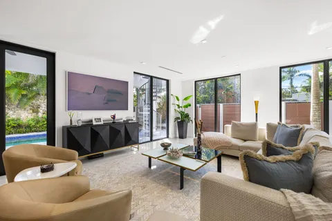 $6,495,000 | 3770-3792 Kumquat Avenue, Miami, FL 33133