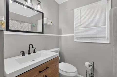 $355,000 | 212 Park Avenue, New Castle, DE 19720