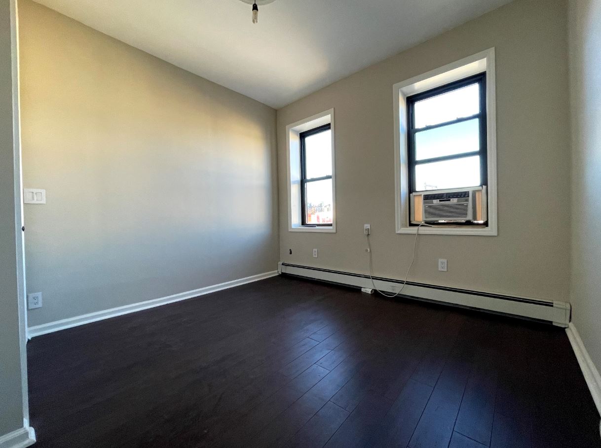 350 Irving Avenue, Unit 3F Brooklyn, NY 11237 - Photo 6 of 10