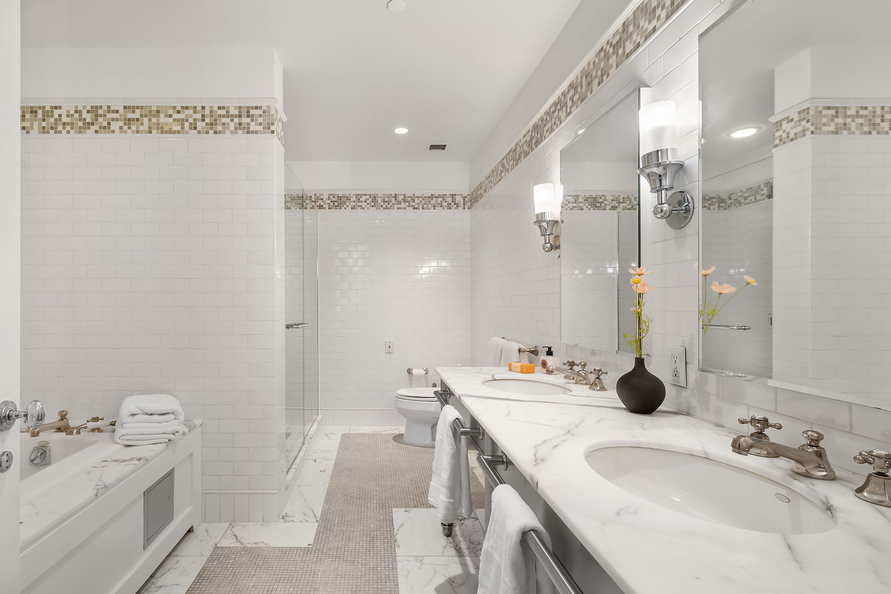 161 Grand Street, Unit 3B Manhattan, NY 10013 - Photo 13 of 19