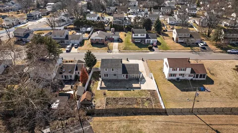 $489,900 | 2407 Larkwood Drive, Wilmington, DE 19810