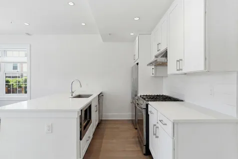 $610,000 | 16 17th Street Northeast, Unit 121, Washington, DC 20002
