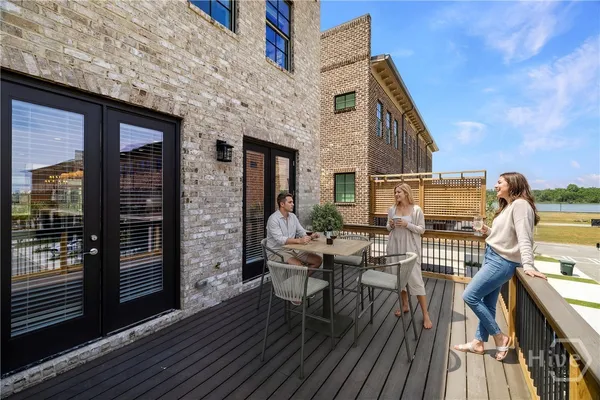 $1,170,339 | 354 Eastern Wharf Avenue, Savannah, GA 31401