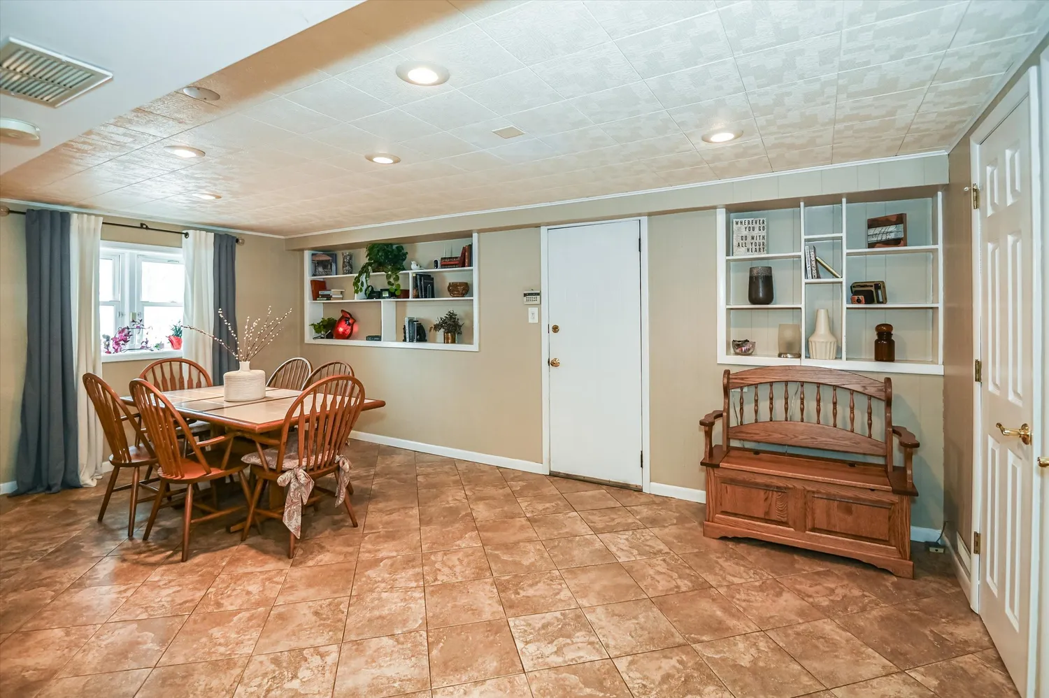 $799,000 | 2 Eden Place, Wayne, NJ 07470