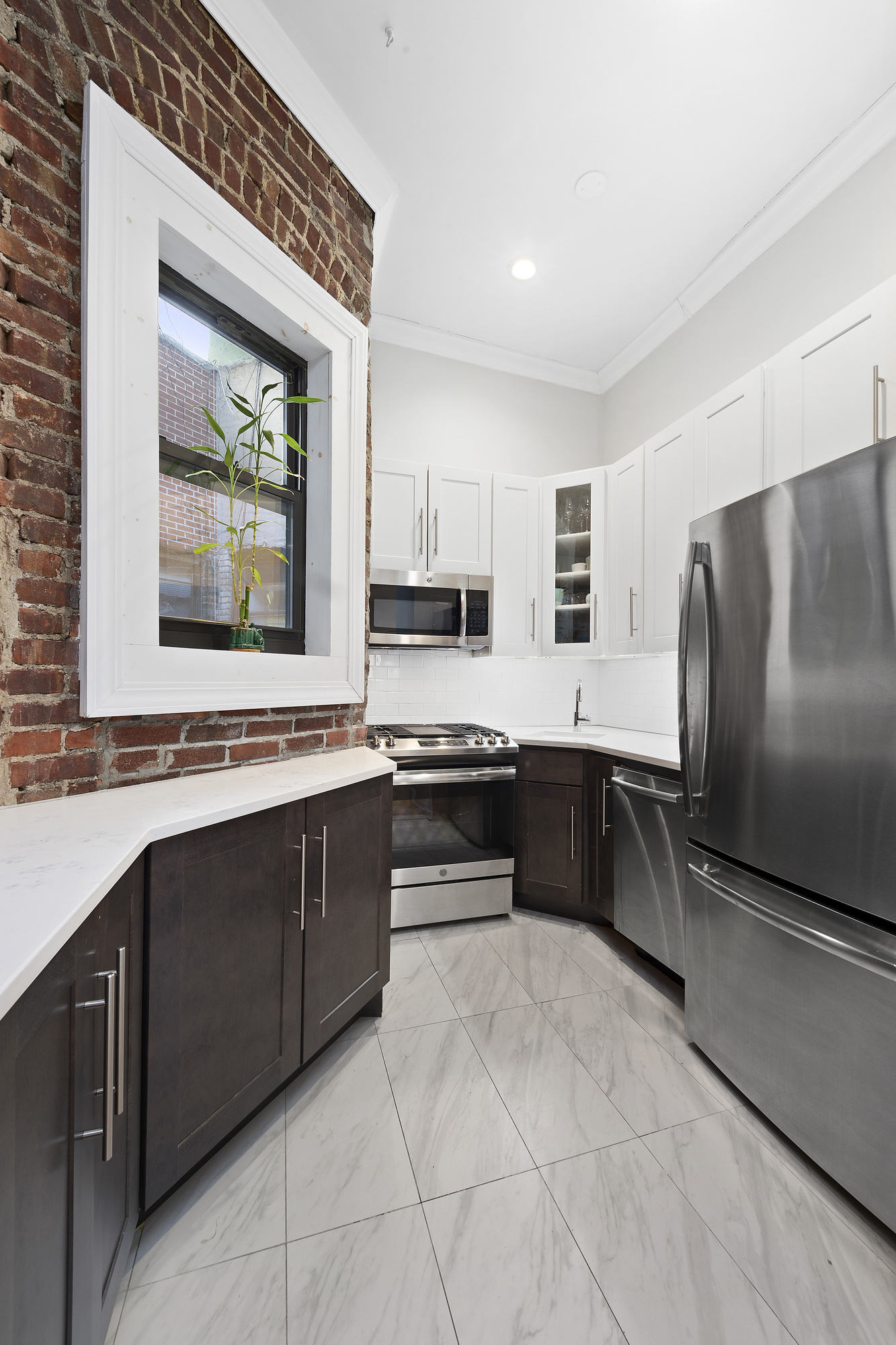 333 East 92nd Street, Unit 5B Manhattan, NY 10128 - Photo 3 of 8