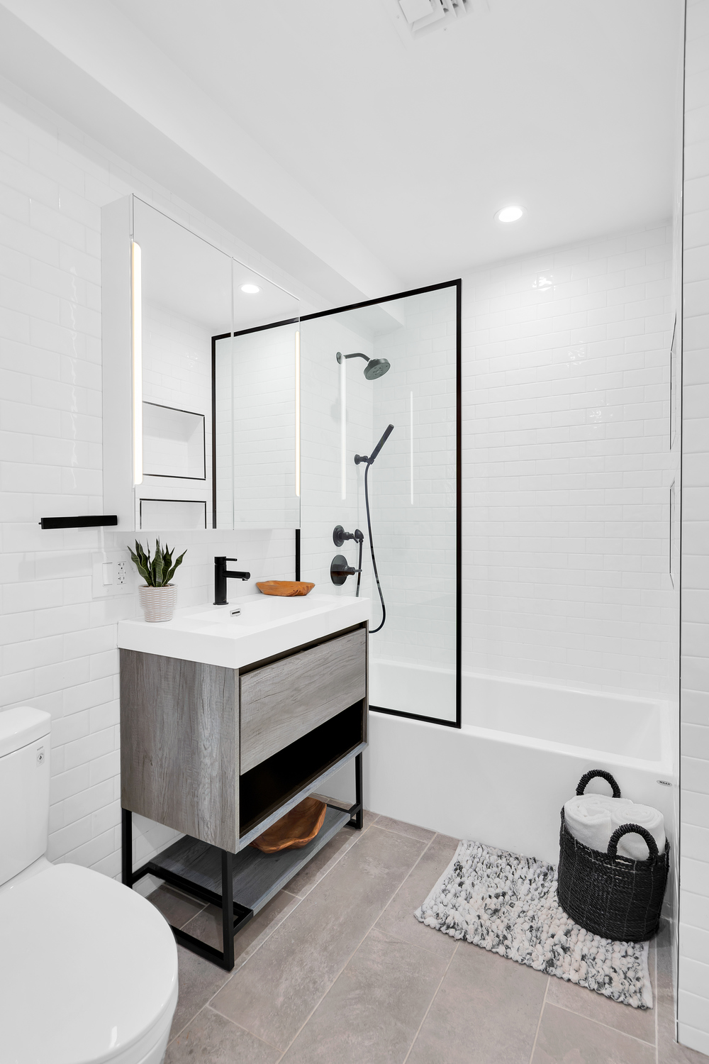 1390 Putnam Avenue, Unit 1F Brooklyn, NY 11221 - Photo 5 of 8