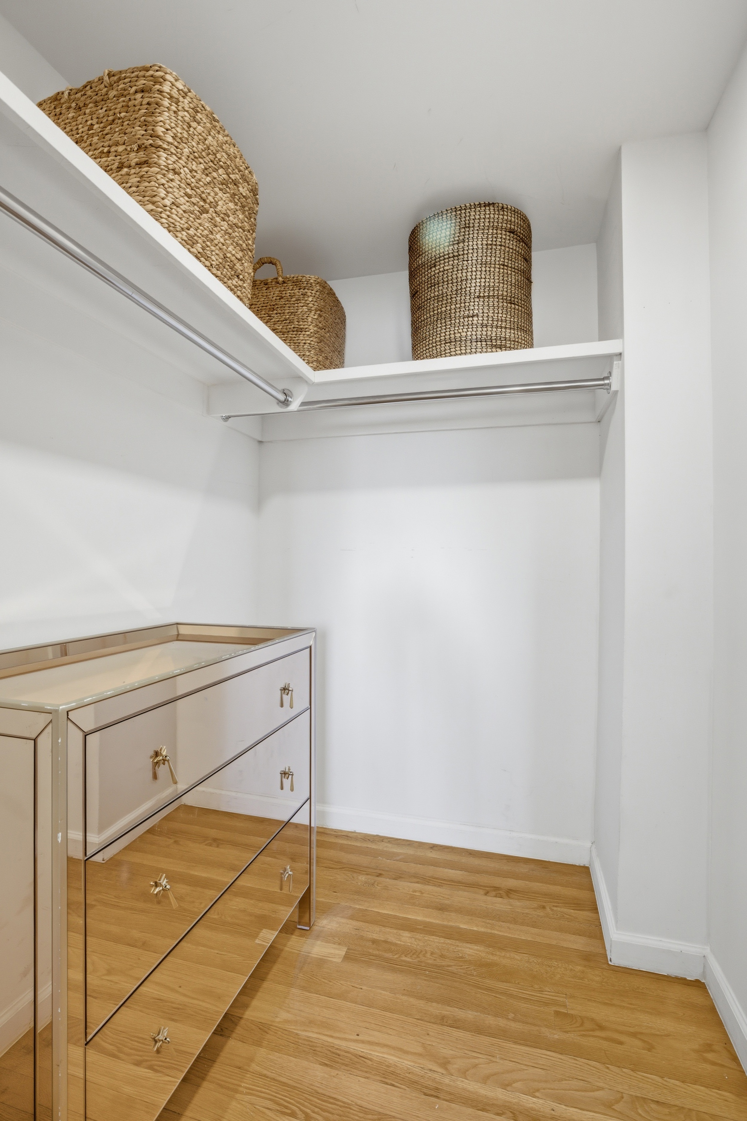 305 2nd Avenue, Unit 521 Manhattan, NY 10003 - Photo 14 of 20 a view of closet