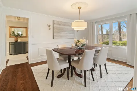 $2,995,000 | 9 Point O Woods Road South, Darien, CT 06820