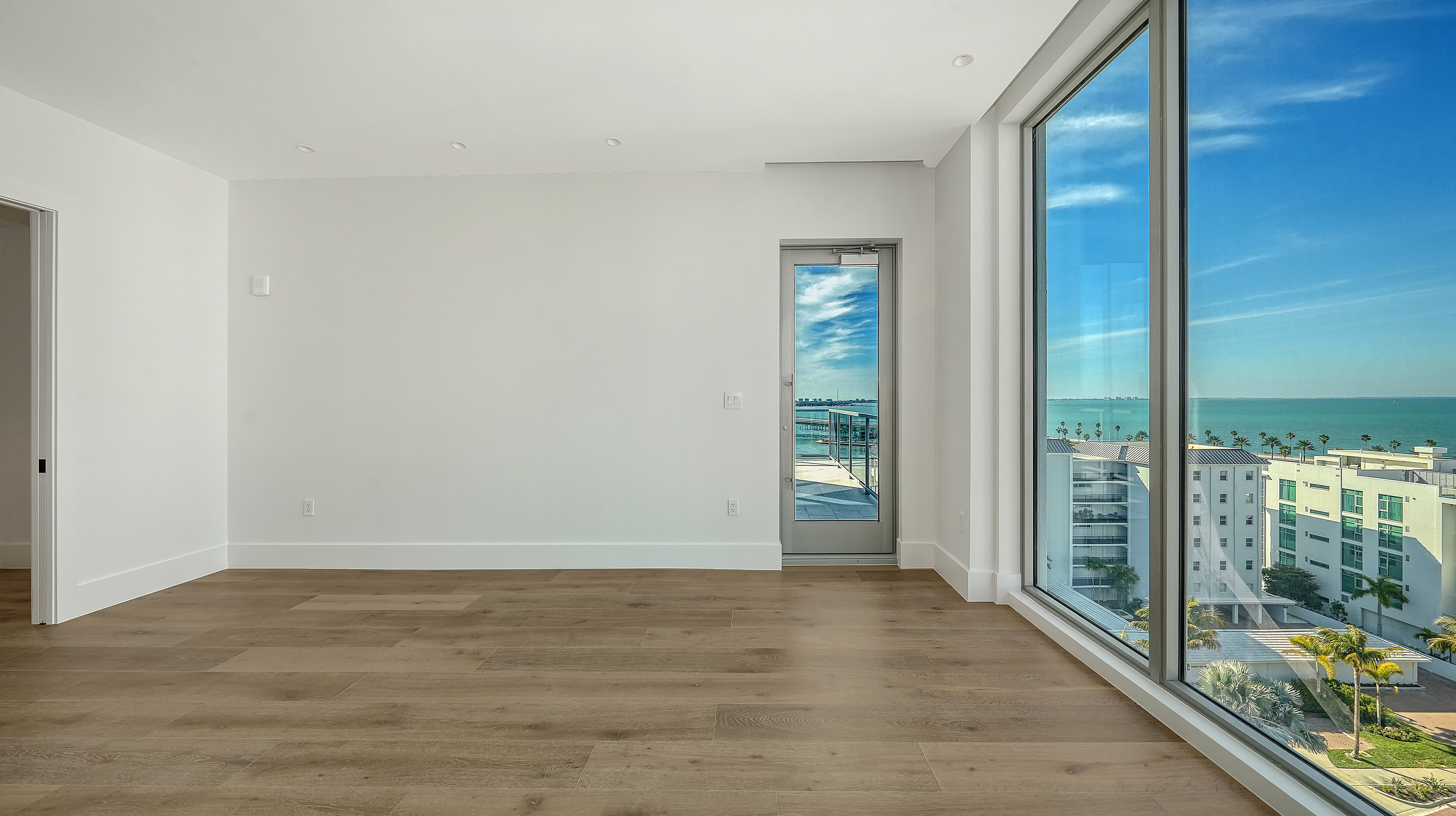 253 Golden Gate Point, Unit 902 Sarasota, FL 34236 - Photo 12 of 20