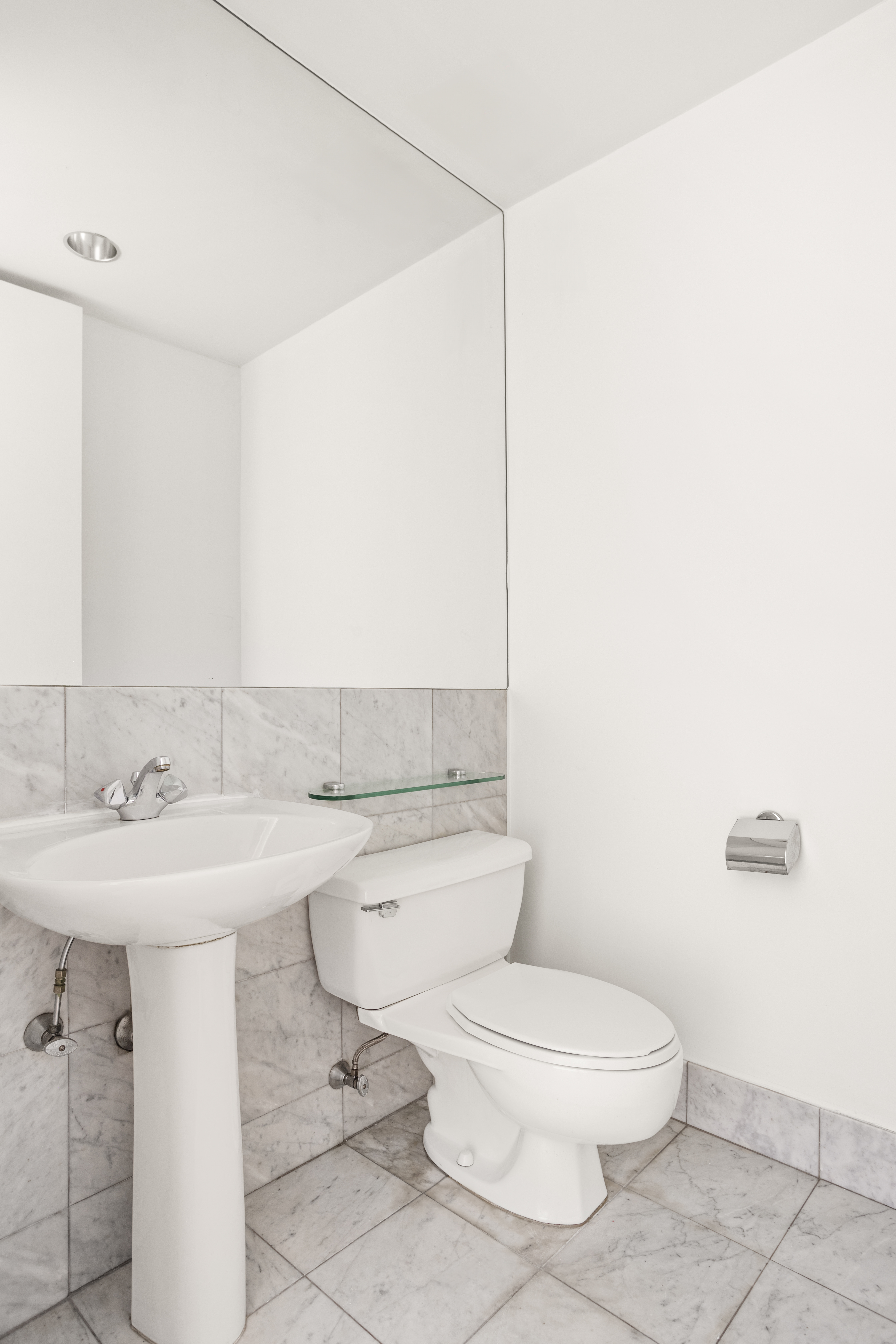 146 West 57th Street, Unit 56C Manhattan, NY 10019 - Photo 8 of 15