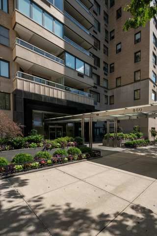 860 5th Avenue, Unit 5L Manhattan, NY 10065 - Photo 10 of 12 a view of a building entrance