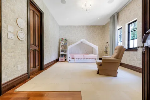 $8,200,000 | 6864 Southwest 68th Street, South Miami, FL 33143