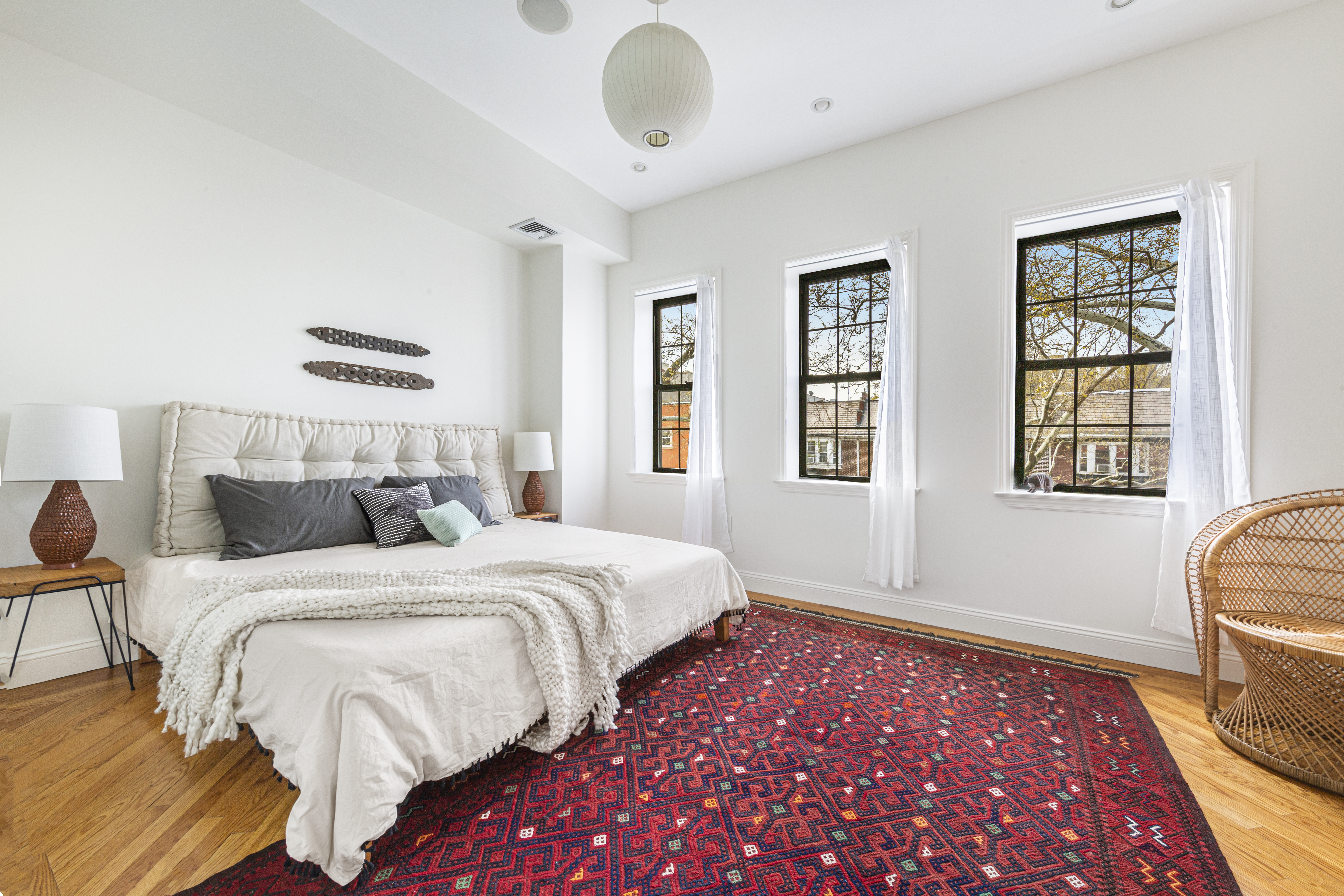 1041 President Street Brooklyn, NY 11225 - Photo 5 of 13