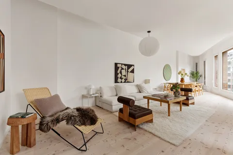 $3,500,000 | 1 Avenue Of The Americas, Unit 5N | TriBeCa