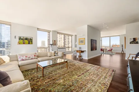 $7,500,000 | 1965 Broadway, Unit 29E | Upper West Side