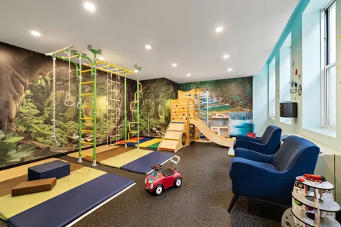 $3,195,000 | 80 Chambers Street, Unit 11A | TriBeCa