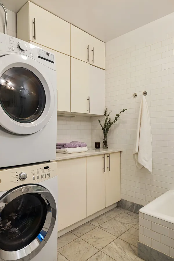 $1,295,000 | 318 2nd Avenue, Unit 4 | Gramercy