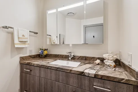 $585,000 | 100 Thorndale Drive, Unit 412, San Rafael, CA 94903