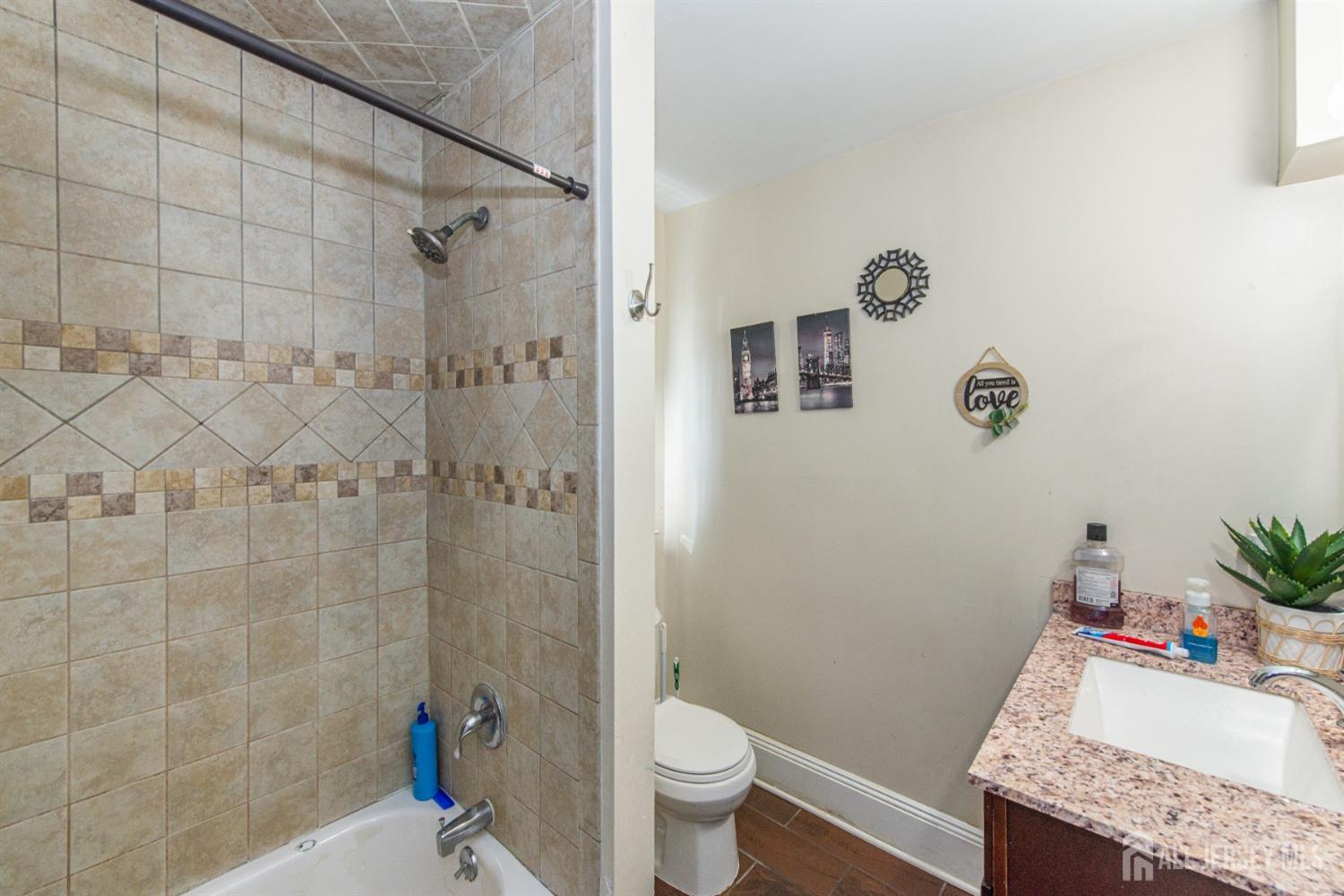 495 Bound Brook Road Dunellen, NJ 08812 - Photo 9 of 24