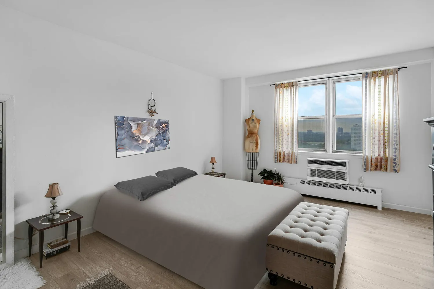 $325,000 | 5800 Arlington Avenue, Unit 17D | North Riverdale