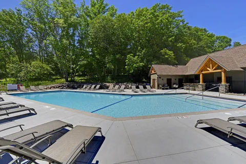 $1,250,000 | 16630 54th Court North, Plymouth, MN 55446