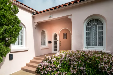 $3,800,000 | 243 Euclid Street, Santa Monica, CA 90402