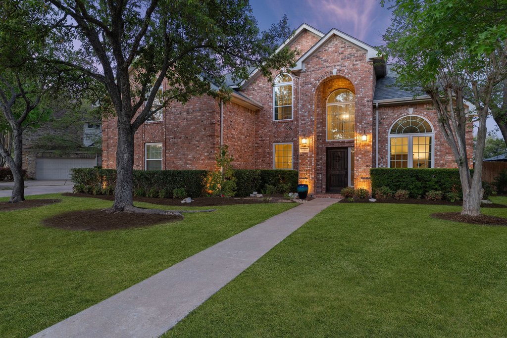 12424 Fairfax Ridge Place Austin, TX 78738 - Photo 5 of 40