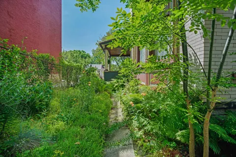 $450,000 | Pennsylvania Avenue, Pittsburgh, PA 15233