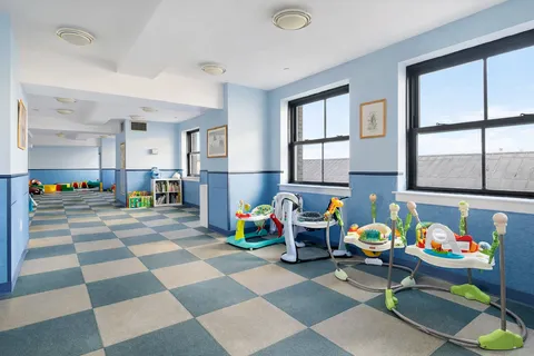 $1,500,000 | 1 Hanson Place, Unit 18L | Fort Greene