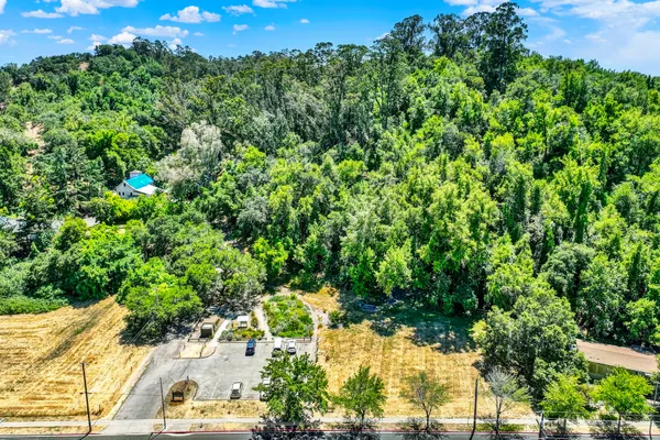 $587,000 | 3161 Valley Green Lane, Napa, CA 94558