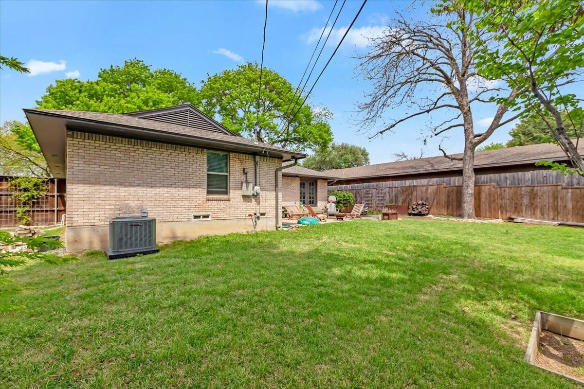 8030 Hunnicut Road Dallas, TX 75228 - Photo 29 of 30 Gallery Image 29