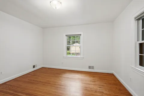 Contact Agent | 6613 Bradley Boulevard, Bethesda, MD 20817