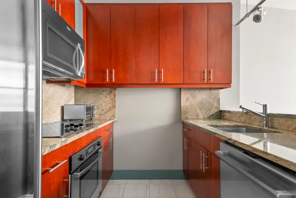 $7,500 | 80 John Street, Unit 14G | Financial District