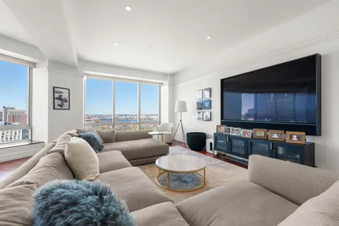 $3,499,000 | 2 Avery Street, Unit 25C, Boston, MA 02111