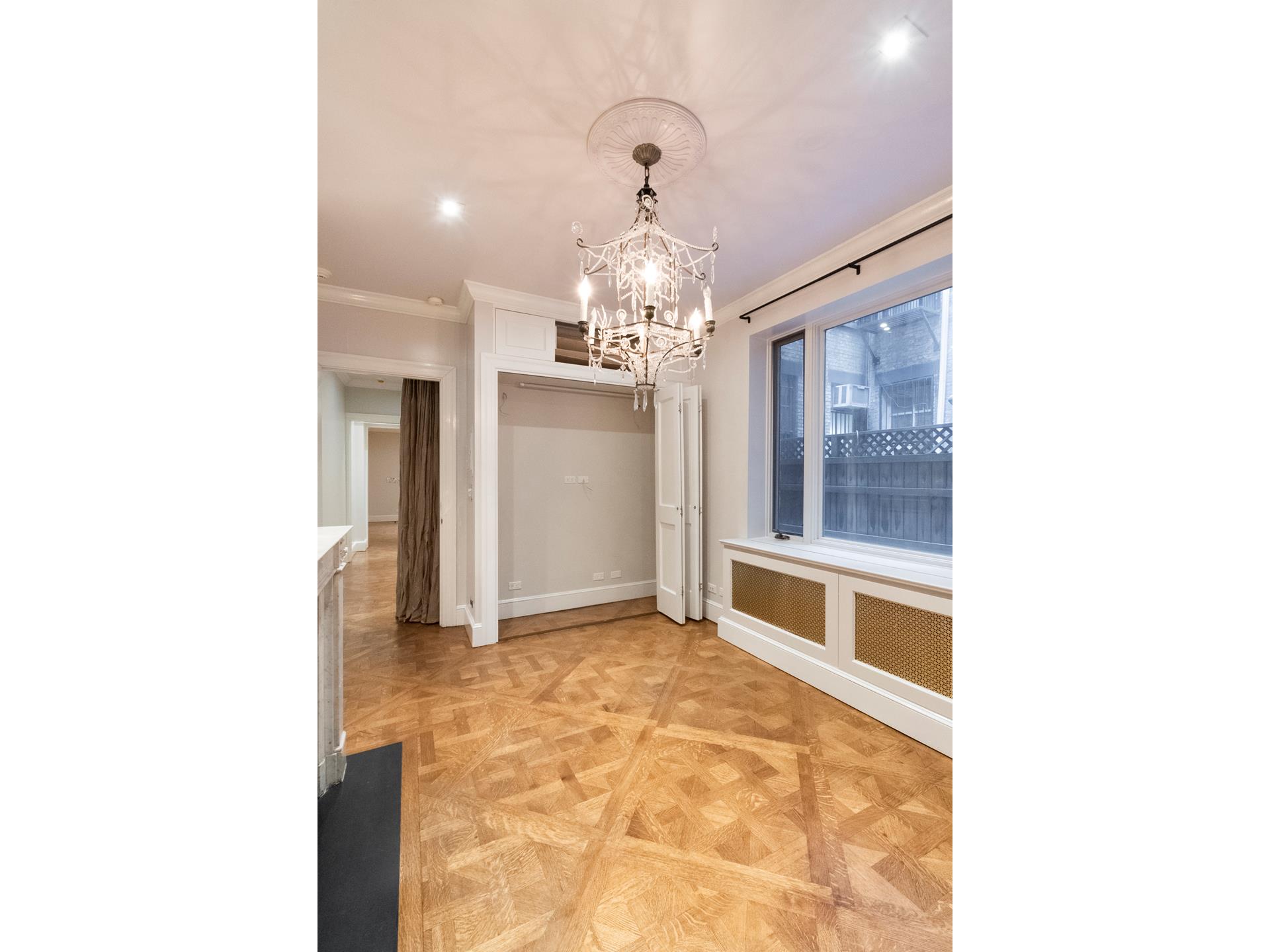 44 East 65th Street, Unit 1B Manhattan, NY 10065 - Photo 8 of 11 Gallery Image 8