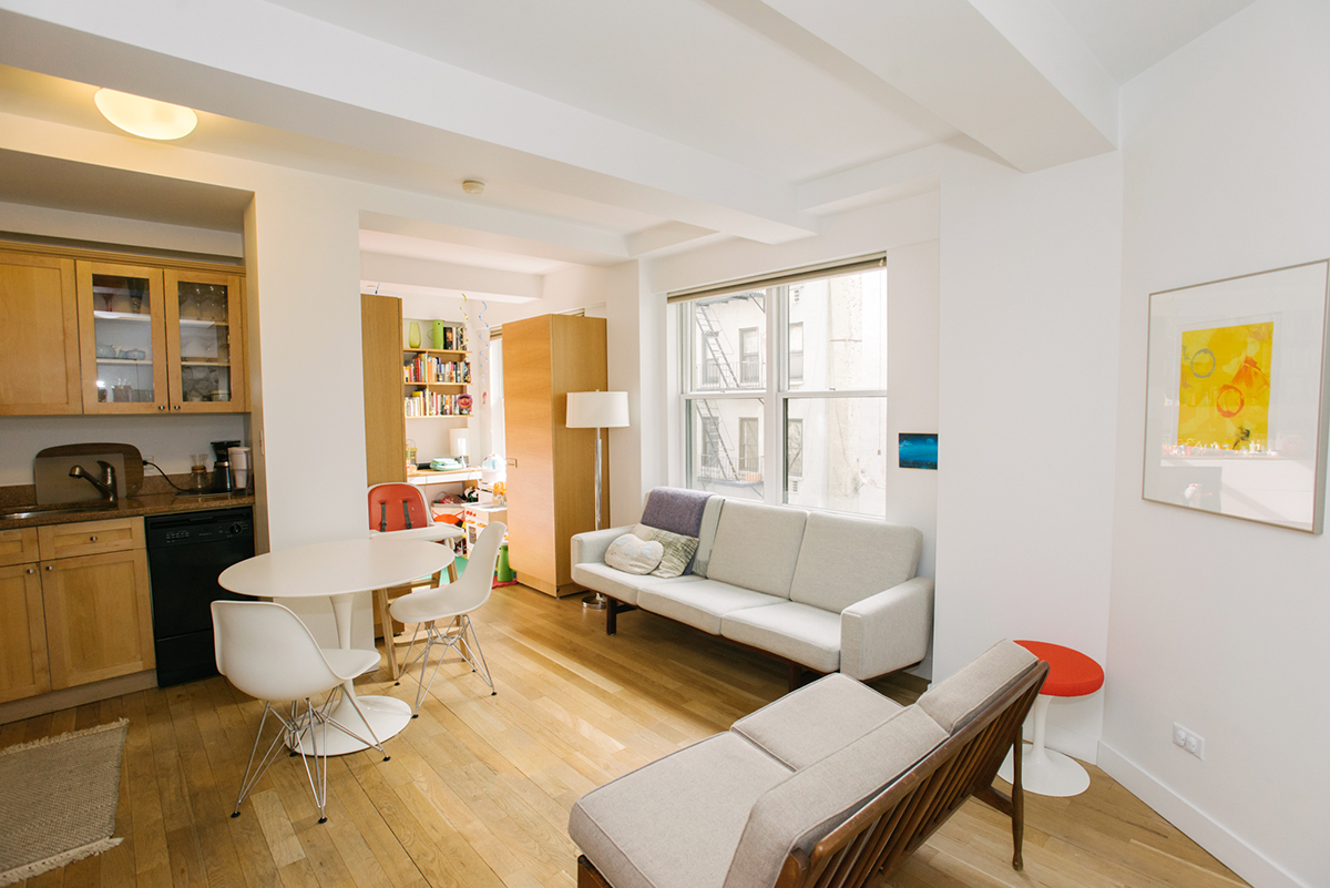435 East 76th Street, Unit 4D Manhattan, NY 10021 - Photo 4 of 10