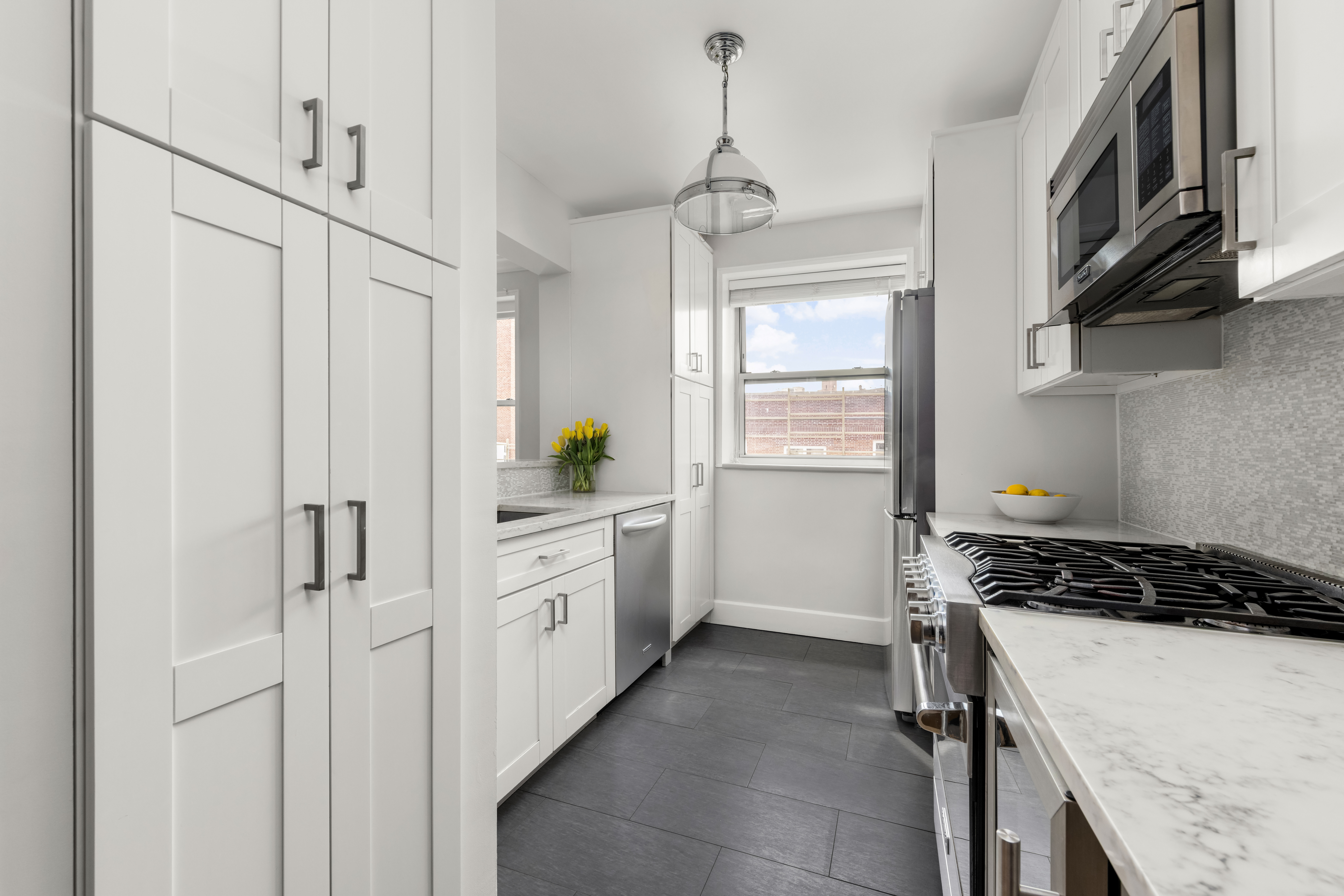 68-61 Yellowstone Boulevard, Unit 704 Queens, NY 11375 - Photo 4 of 12