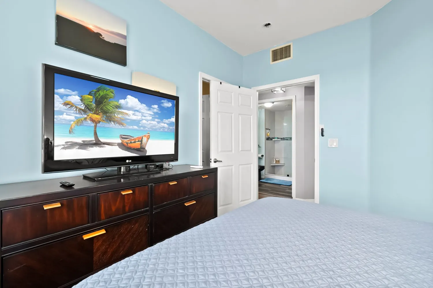 $849,000 | 2400 Fifth Avenue, Unit 330, San Diego, CA 92101