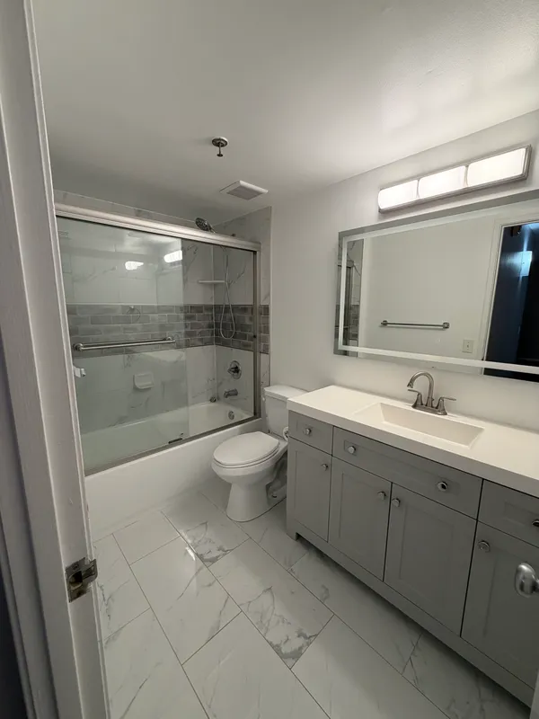 $2,450 | 5911 Edsall Road, Unit 1201, Alexandria, VA 22304