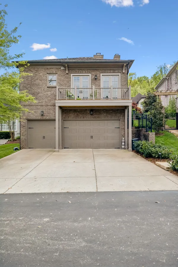 $2,100,000 | 1040 Falling Leaf Circle, Brentwood, TN 37027