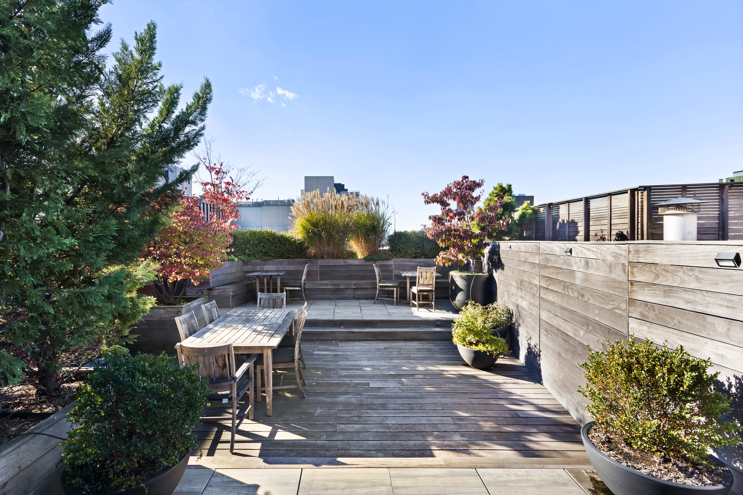 463 Greenwich Street Manhattan, NY 10013 - Photo 21 of 24 a view of a chairs and table in a patio