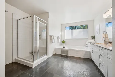 $1,395,000 | 5 Creekside Drive, San Rafael, CA 94903