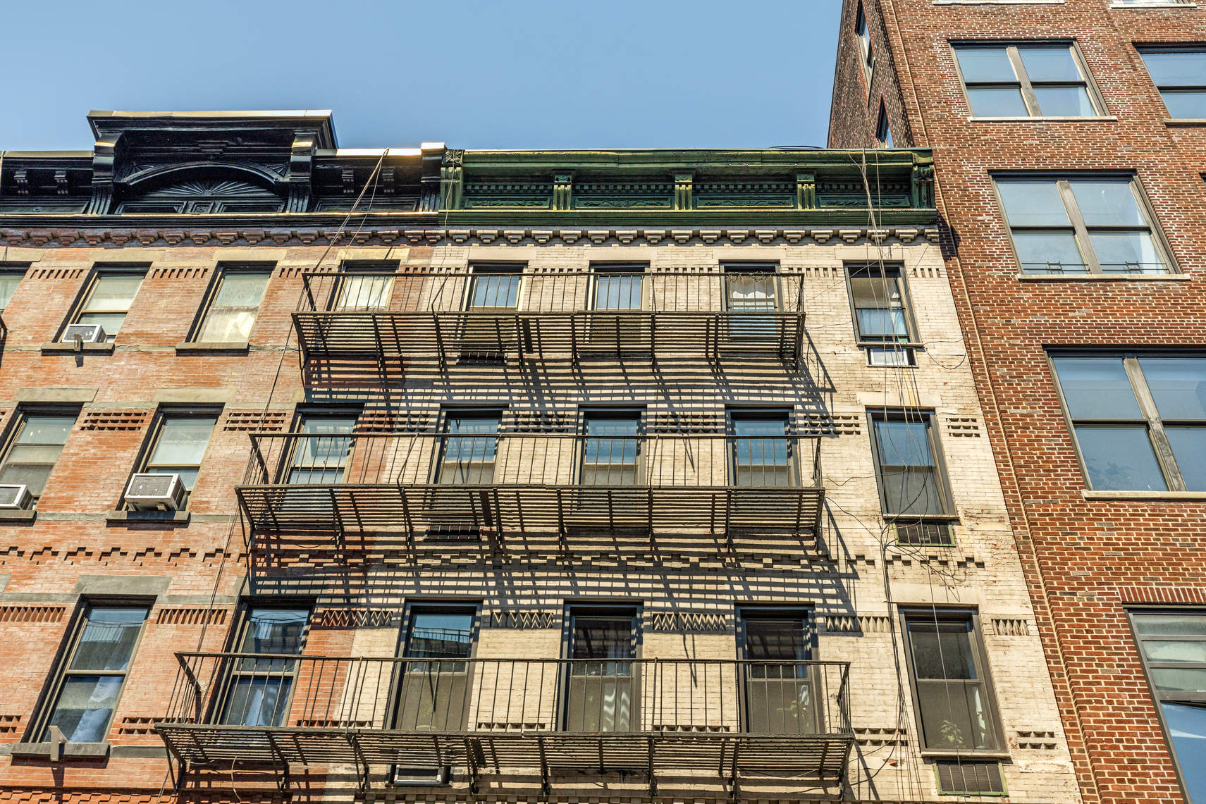 431 West 54th Street, Unit 4D Manhattan, NY 10019 - Photo 7 of 8