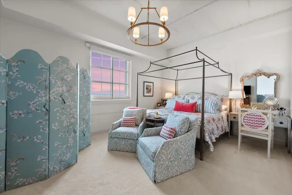 $595,000 | 2600 West 7th Street, Unit 2638, Fort Worth, TX 76107