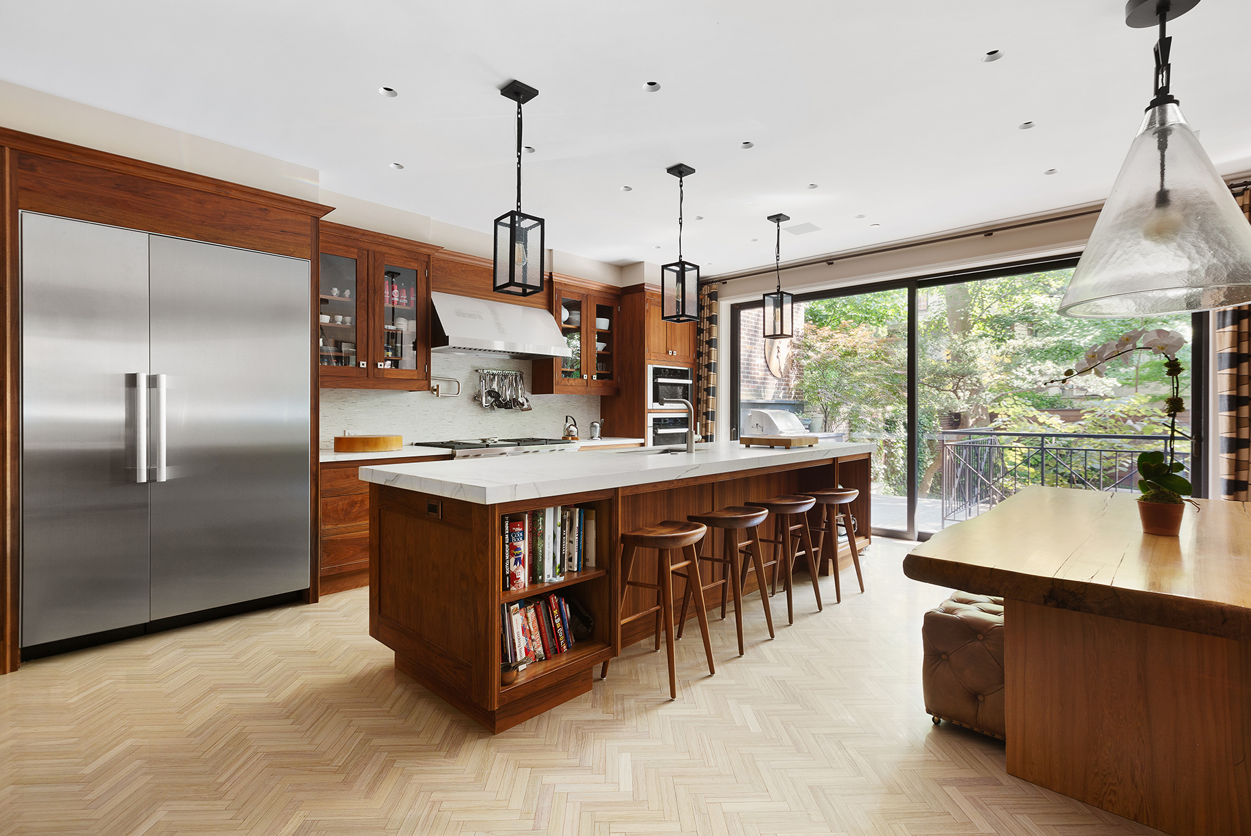 138 East 65th Street Manhattan, NY 10065 - Photo 3 of 26