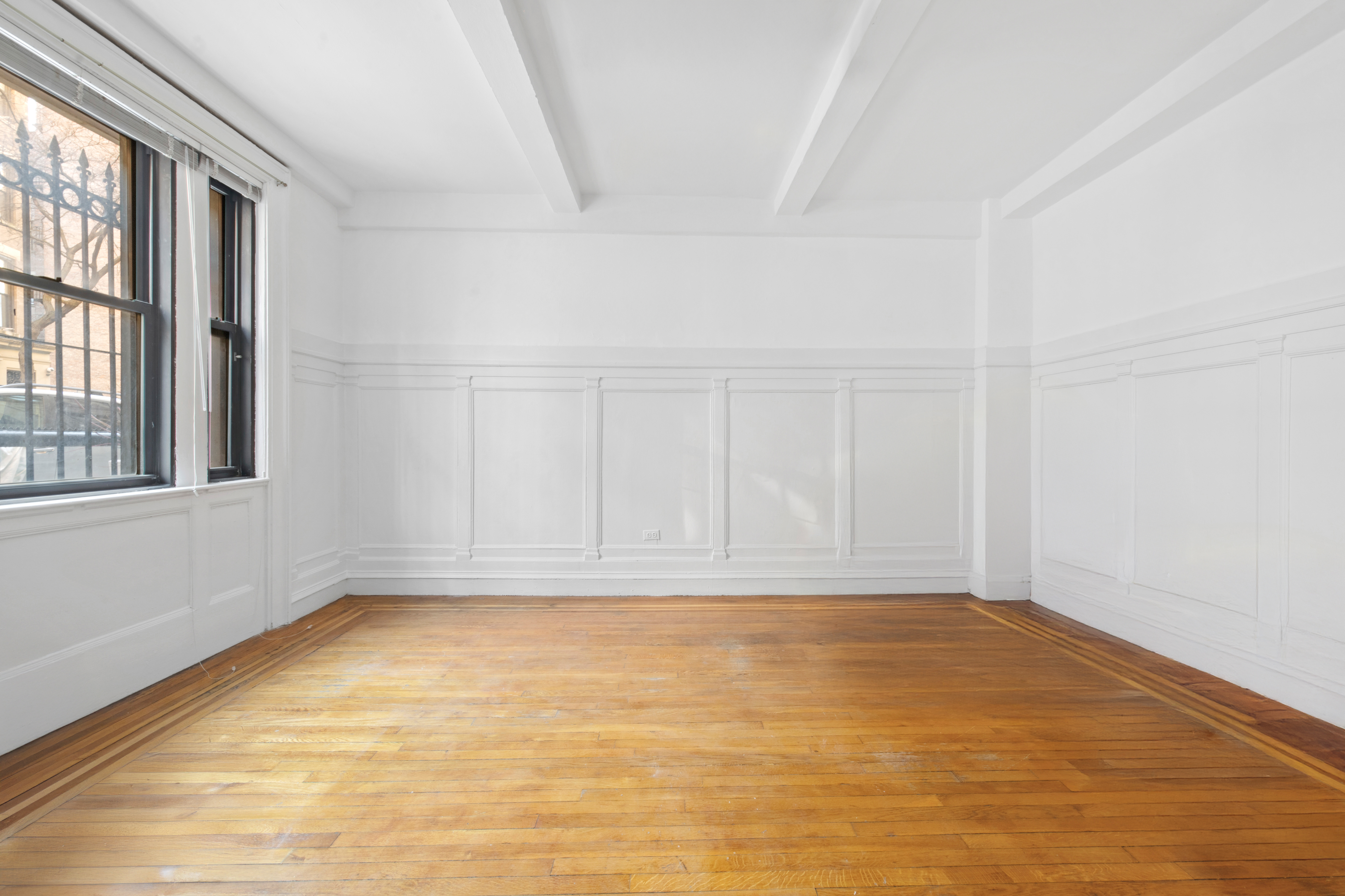 609 West 114th Street, Unit 2 Manhattan, NY 10025 - Photo 6 of 16 a view of an empty room with window